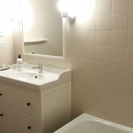 Parc Central Apartment *